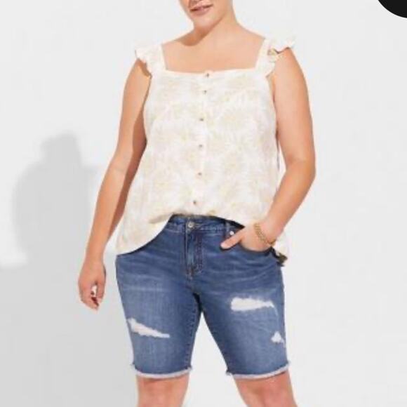 NEW Torrid Double Gauze Floral Ruffle Button Front Top Size 3X - Picture 2 of 10